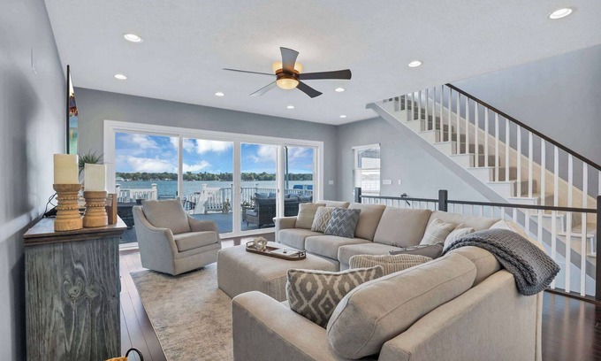 Buckeye Lake Casa | Luxury Lakefront Retreat | Sleeps 8 | +Dock