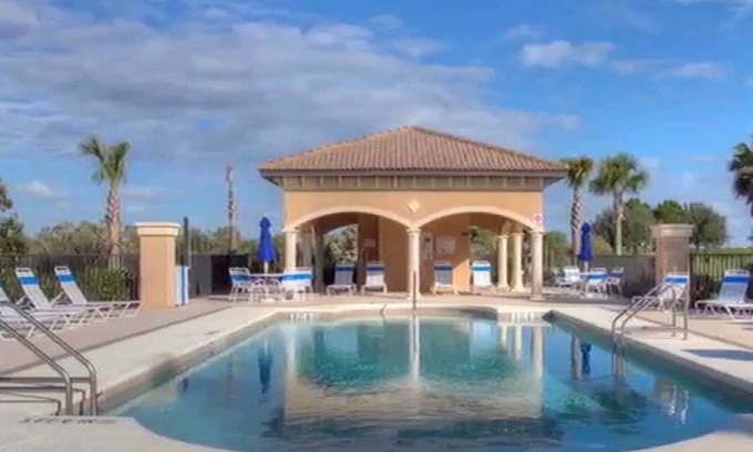Braden River Condominio | INMACULADO CONDOMINIO DE LUJO LAKEVIEW - ¡LEA NUESTRAS REVISIONES ANTES DE ELEGIR!