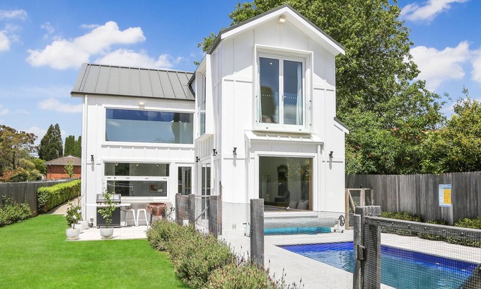 Bowral Casa | Luxury living in the centre of Bowral.