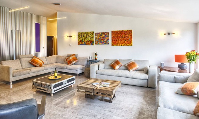 Muchelney Casa | Luxury loft design barn, with private heated pool, hot tub, steam room and sauna
