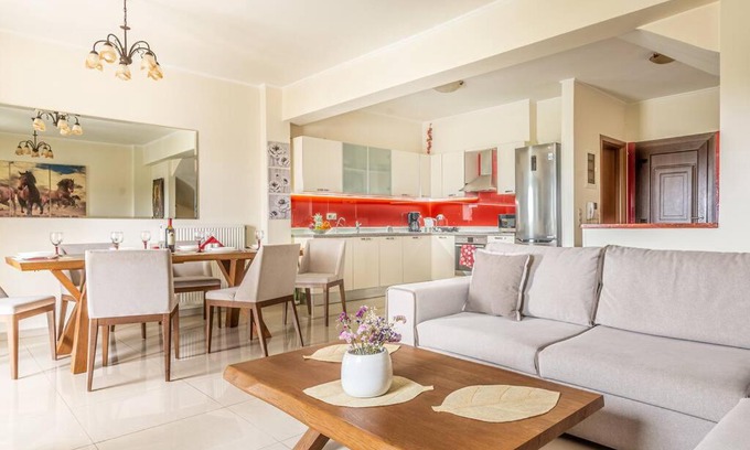 Malevizi Casa | Luxury Maisonette near the Beach