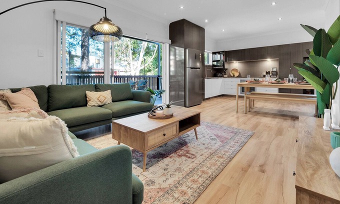 Morningside Casa | Luxury Modern 3 BR Townhouse with Lockup Garage
