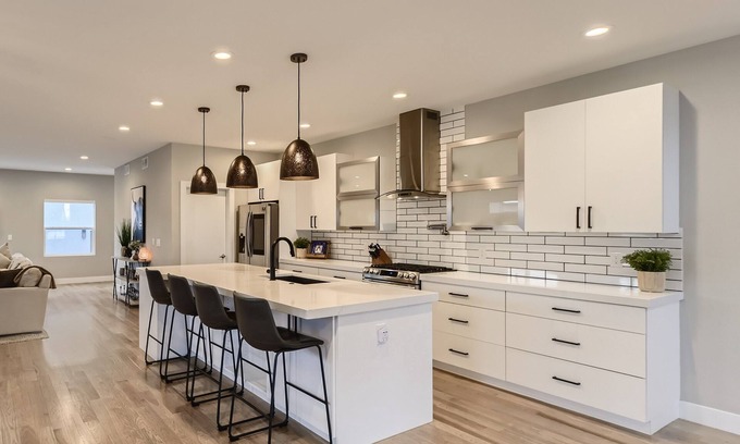 Overland Casa | Luxury Modern Duplex with Rooftop Hot Tub & Private Office 4800 sq ft
