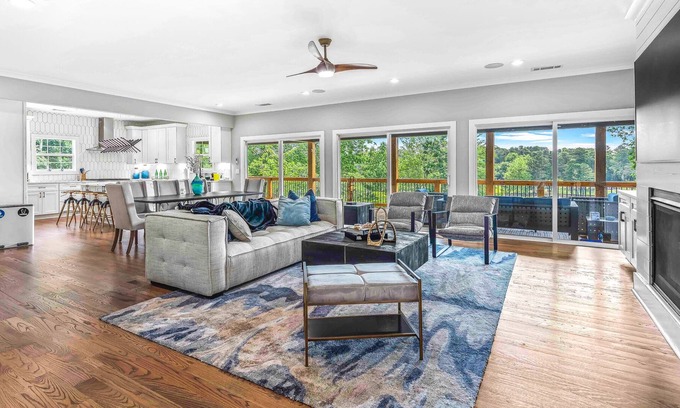 Cumming Casa | Luxury Modern Lake House with Deep Water Dock & Amazing View, South End of Lake