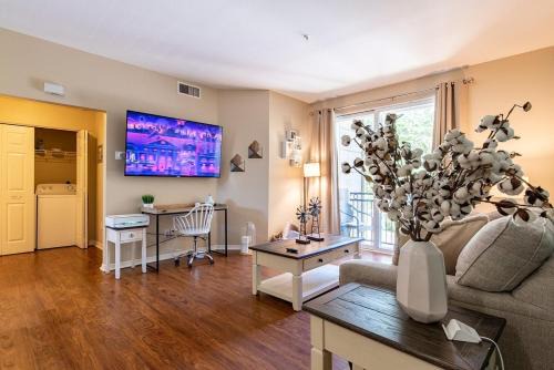 Valencia Apartamento | Luxury Modern Suite, Kingbed, Fast Wifi