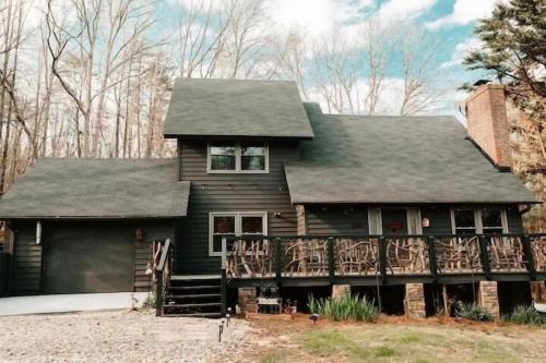 Pickens Casa | Luxury Mountain Getaway