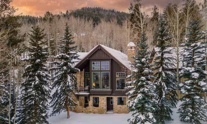 Cordillera Casa | Luxury Mountain Home + Hot Tub + Close to Golf/Nordic Skiing – Fortuna Lodge
