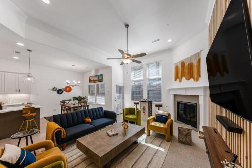 Lewisville Casa | Luxury Oasis - Glam Decor, Putting Green, Arcade Fun & EV Station