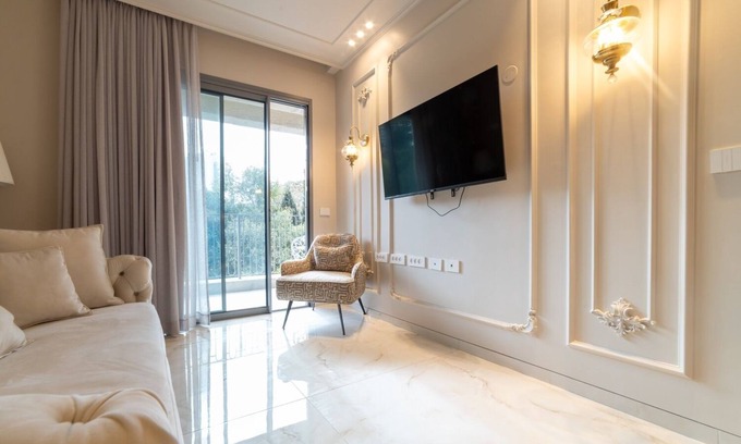 Mahane Israel Apartamento | Luxury Oasis in JLM City Center!