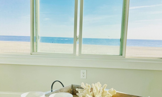 Point Pleasant Beach Casa | Luxury Oceanfront Oasis - Steps to Jenkinson's Boardwalk Attractions