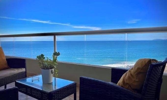 Playa Encantada Apartamento | LUXURY ocean front/view PRIVATE SANDY BEACH condo