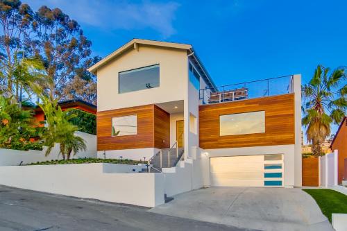 Park West Casa | Luxury Ocean & Canyon views near downtown