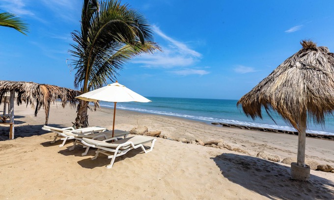 Las Pocitas Condominio | Luxury Oceanfront Condo w/sunrise & sunset breathtaking views. Private cook !