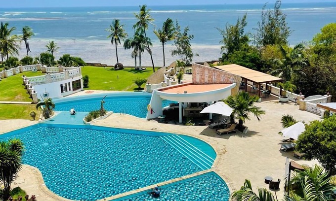 Shanzu Apartamento | Luxury Oceanline Apartment-Shaza