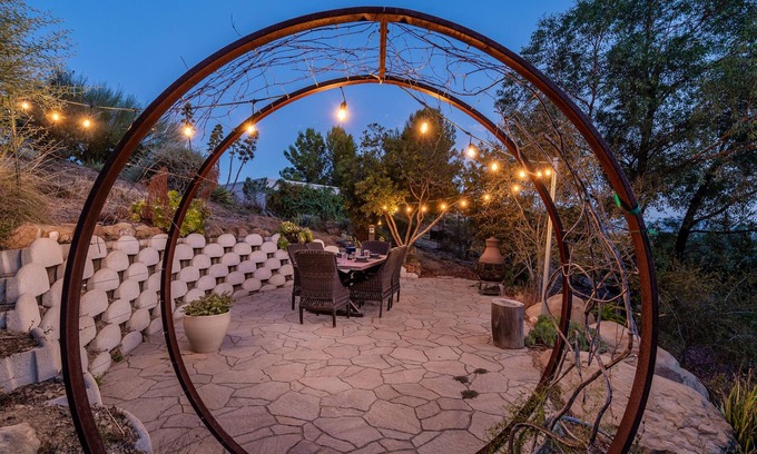 Canoga Park Casa | Architectural gem, Hilltop Views, Luxury & Private