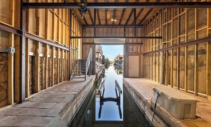 Horseshoe Bay Casa | Luxury on Lake LBJ With Hot Tub Firepit & Boat Slip
