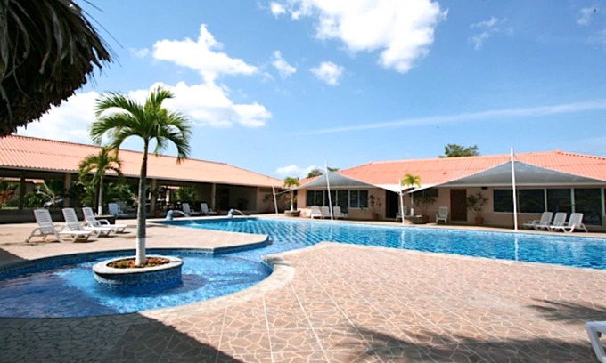 Pajonal Casa | Espectacular piscina / área social / 10 casas privadas / cerca de playas / cerca de las principales comodidades