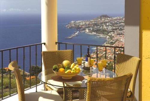 Sao Goncalo Apartamento | Luxury One Bedroom Palheiro Village by HR Madeira