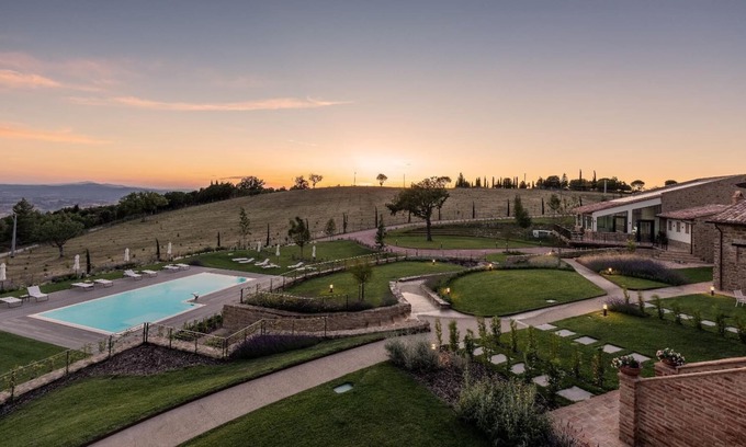 Deruta Otro | Luxury & panoramic Villa with Pool