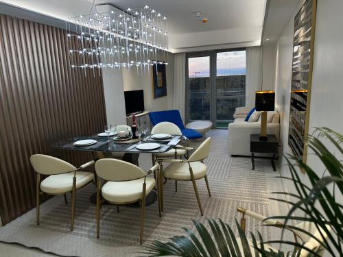 Tambo Apartamento | Luxury Penthouse & High-Floor Hotel near City of Dreams, Casino, and Airport
