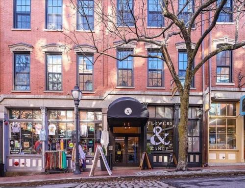 Old Port Apartamento | Luxury Penthouse in Downtown Portland