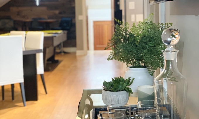 Stillwater Condominio | Luxury Penthouse in Downtown with private parking next to JX Event Venue