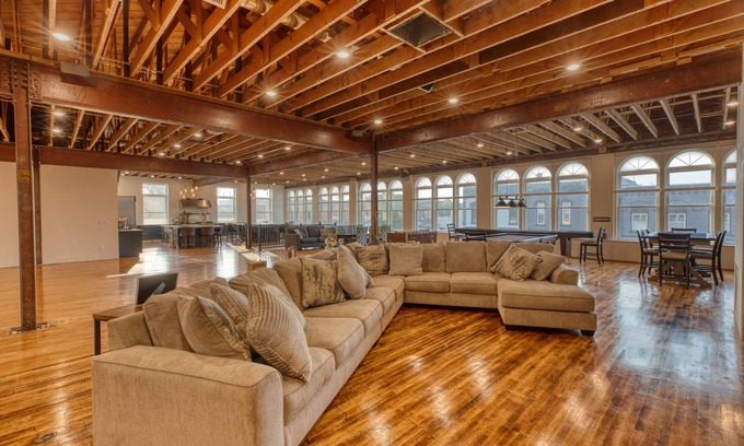 Yankton Apartamento | Luxury Penthouse located in the heart of Yankton.