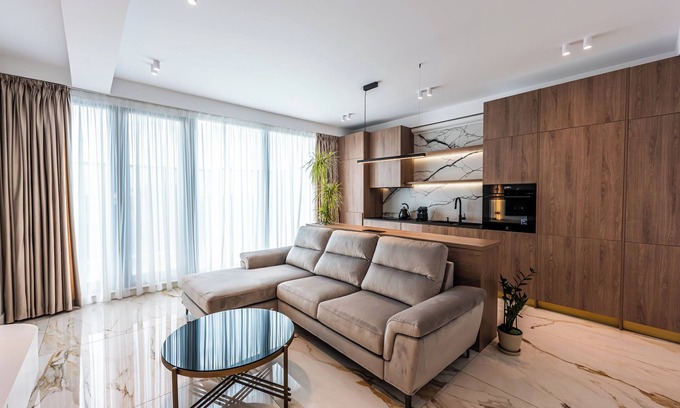 Sector 3 Apartamento | Luxury Penthouse Near City Center with Stunning Panoramic Views