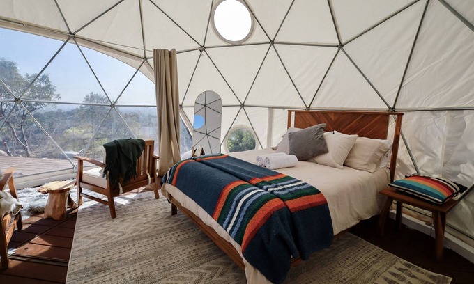 Fallbrook Alquiler De RV | Luxury Peppertree Ridge Dome at Splitrock Valley