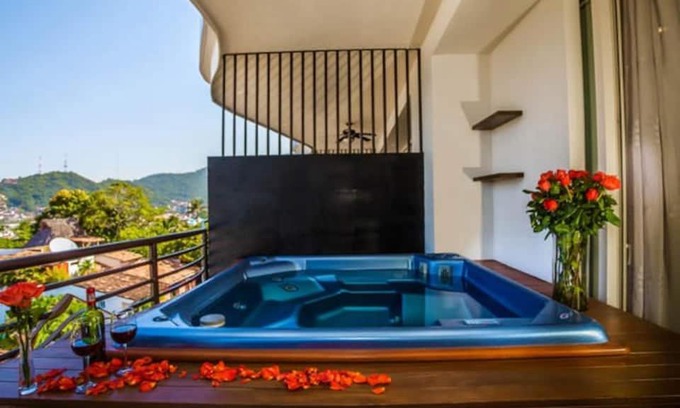 Amapas Apartamento | Pinnacle de lujo con jacuzzi
