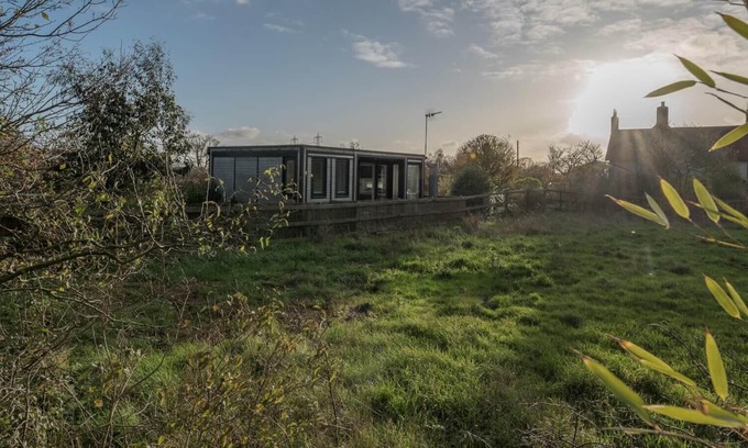 Woodbridge Cabina | Luxury Pod - Meadow View