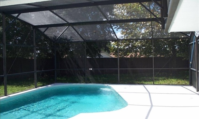 Greater Groves Casa | Luxury Pool Villa 4BR / 3BA Orientación Sur, Privacidad, 10min Disney