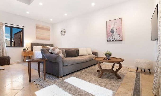 Pico - Robertson Apartamento | UNIDAD DE LUJO SUPERIOR Beverly Hills Unidad SUPERIOR