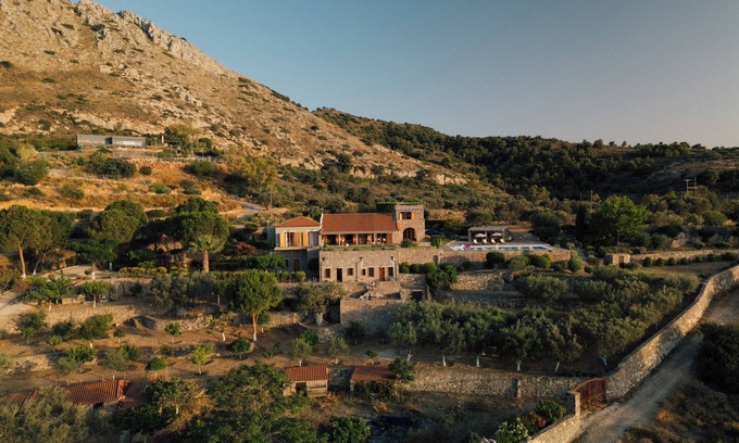 Kontos Villa | Villa Terra Casa Private en la isla de Aegina