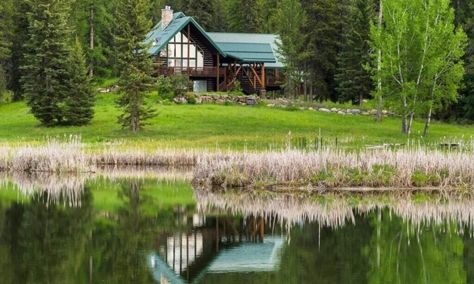 Whitefish Casa | Luxury Private Home with Private 4 Acre Pond