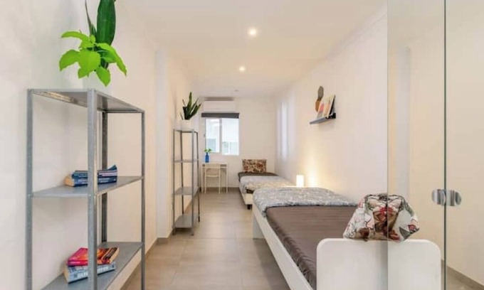 Costa de Caparica Apartamento | Luxury private room near the beach