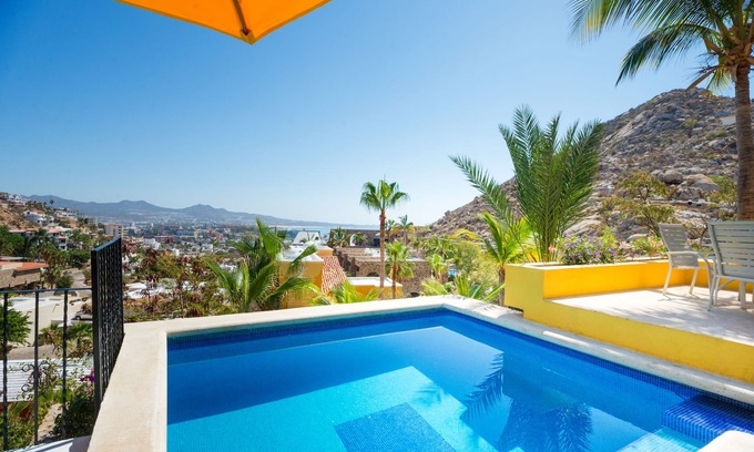 Pedregal Villa | Villa privada de lujo: a pie de la ciudad, Pedregal, WiFi ...
