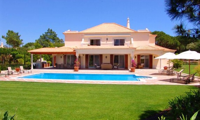 Quinta do Lago Villa | Luxury Quinta do Lago Villa. Heatable Pool, WIFI, Landscaped gardens W135 - Almancil, Algarve