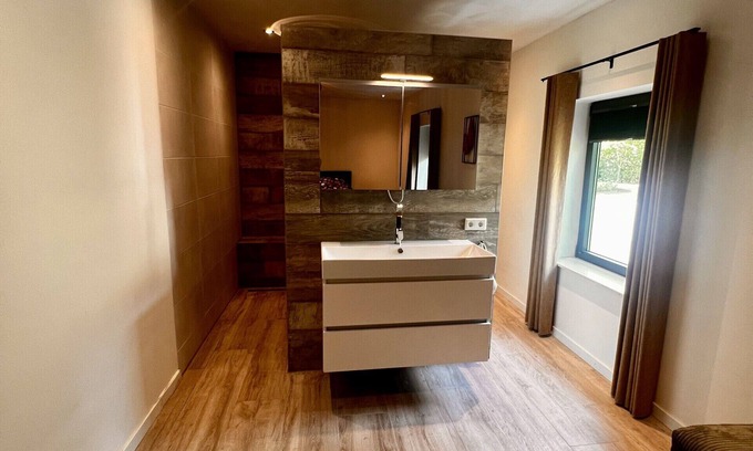 Waalre Casa | Luxury recreation house in the middle of a wooded area (31f)
