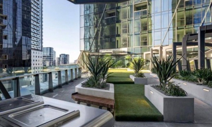 Docklands Apartamento | Luxury Redefined: Your Unforgettable Stay Awaits