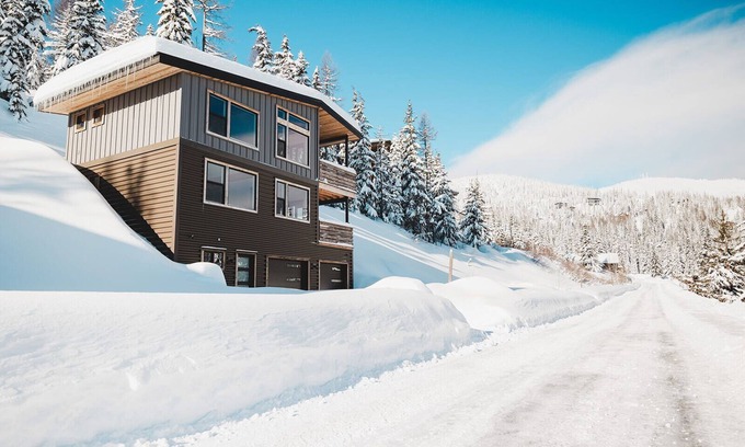 Sandpoint Casa | Luxury Retreat @ Schweitzer Mtn Resort