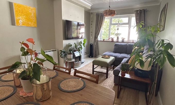 Walton-on-Thames Apartamento | Luxury Riverside Apartment in Walton-on-Thames