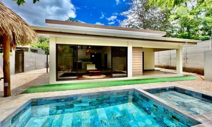 Santa Cruz Casa | Luxury Sarah Village: 5 Minutes from the Best Beaches of Guanacaste