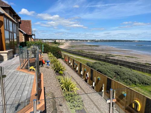 Kirkcaldy Apartamento | Luxury Seaside Home with Incredible Views