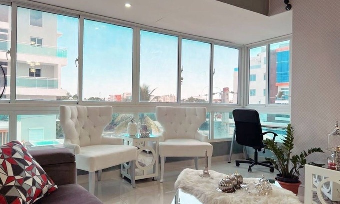 Tropical del Este Condominio | Lujoso y Seguro Apartmento 2 Dormitorios y 2 banos nuevo-10 minutos Aeropuerto