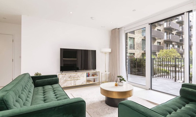 Stepney Green Apartamento | Luxury Spacious Flat With Communal Gardens Parking