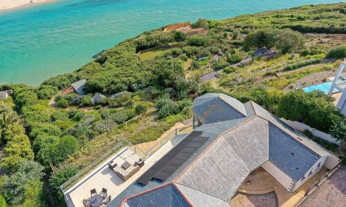 Newquay Casa | Casa de lujo frente al mar con amplia piscina cubierta