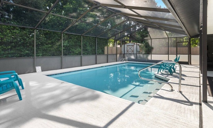 Spring Hill Casa | Luxury Spring Hill, FL Pool Home with 2 King Beds Dog Friendly