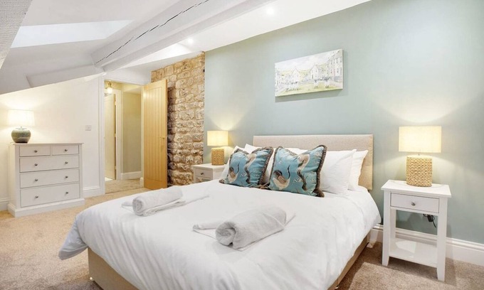Frosterley Casa | Luxury Stay at The Heather Cottage with Hot Tub