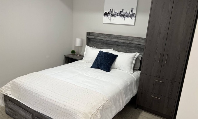 North Buffalo Apartamento | Luxury Studio at Pierce Arrow #12